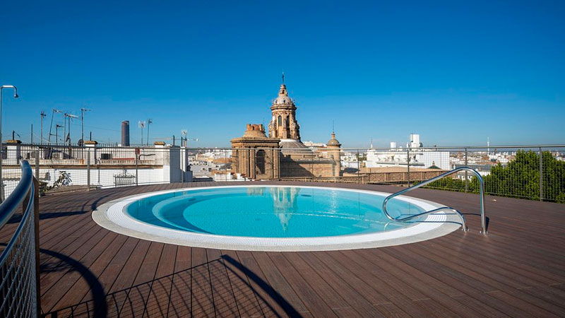 Hoteles con Piscina en Sevilla